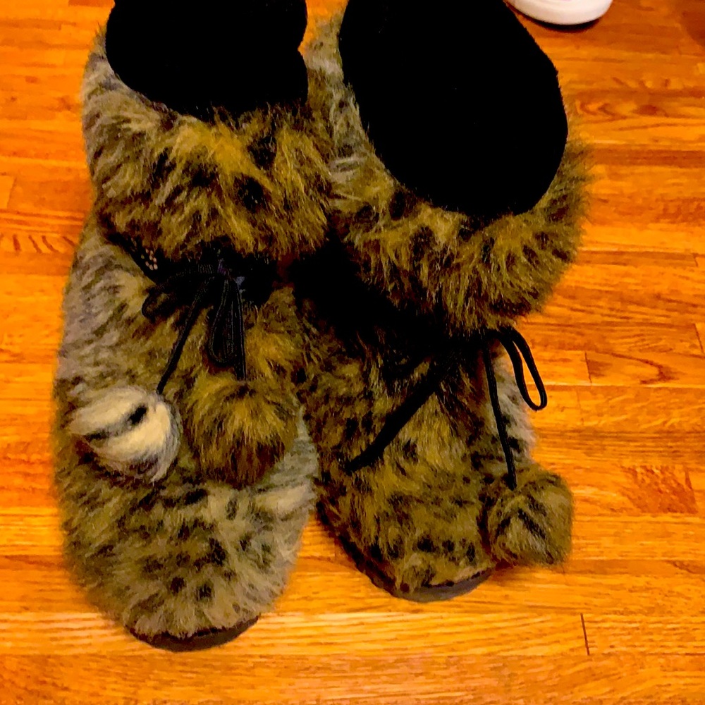 Girl boots